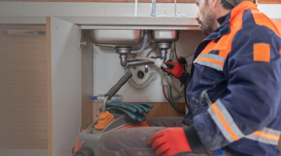 Expert burst pipe repair services in Culebra, PR